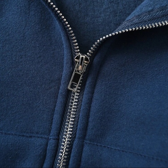 Pocket Drawstring Zip-up Hoodie - Picture 3 of 7